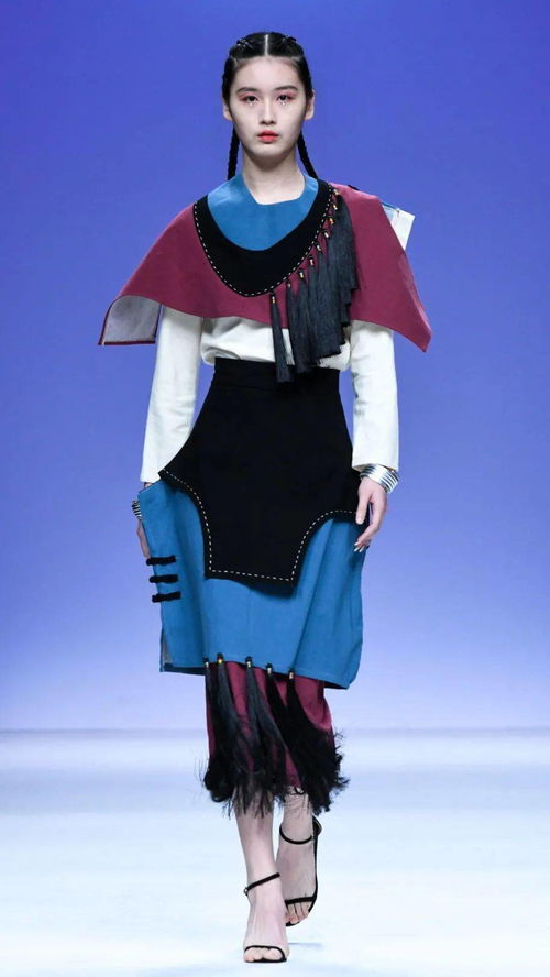 融匯四方風采，編織青春華章 2021大學生時裝周畢業(yè)作品發(fā)布第三日精彩回顧